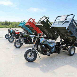 Sepeda motor bensin 250 cc