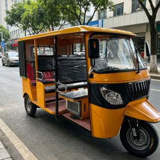 Tuk Tuk a basso consumo di carburante