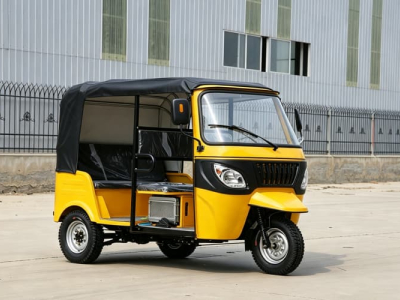 Auto-rickshaw urbain