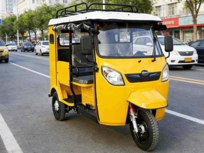 トゥクトゥクとオートリキシャは同じものですか？