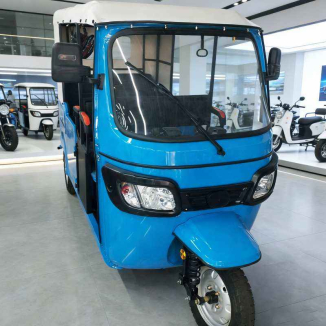 Cabina de auto rickshaw