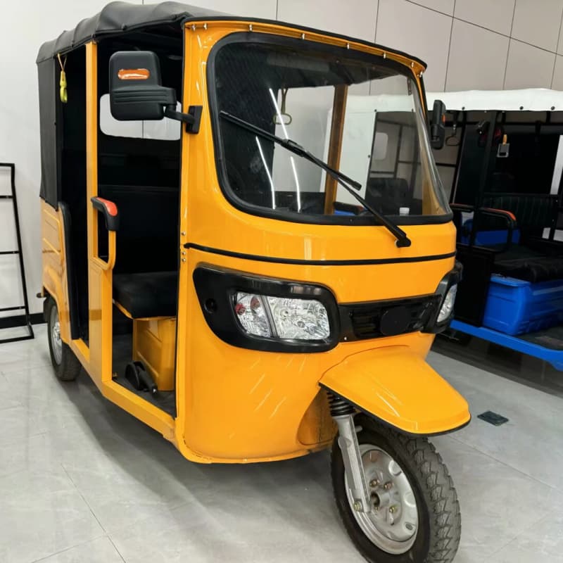 Petrol tuk tuk