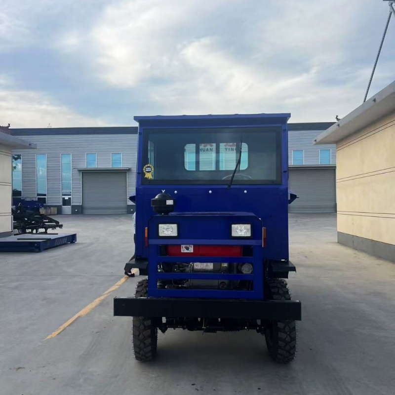 Mountain construction transport vehicle