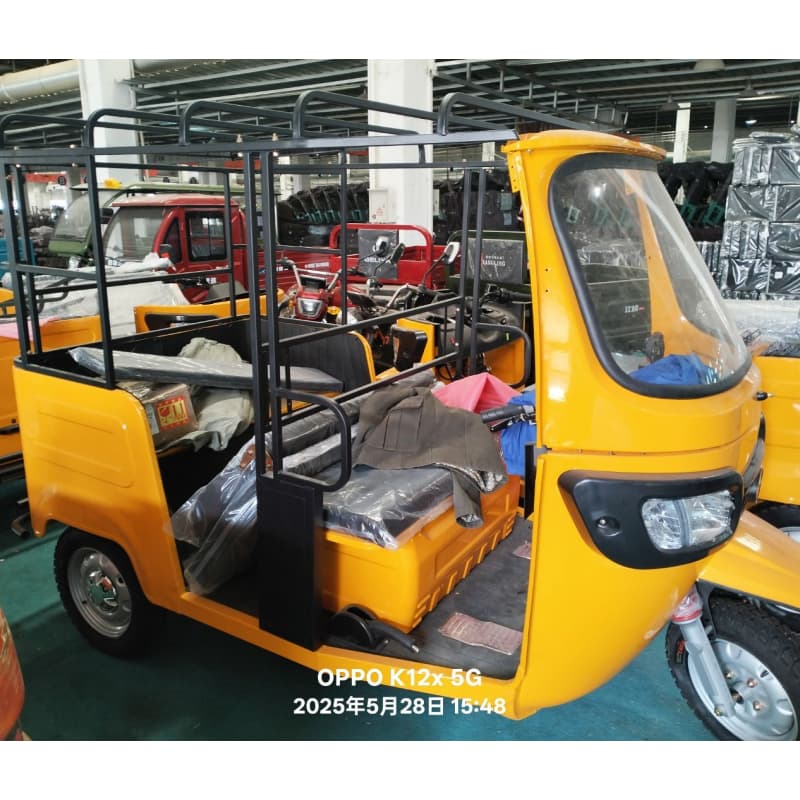 auto rickshaw eléctrico
