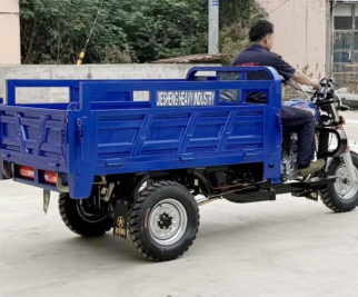 Pengujian di Lokasi: Kendaraan Roda Tiga Berbahan Bakar Bensin yang Mampu Bertahan di Jalanan Terberat di Ghana
