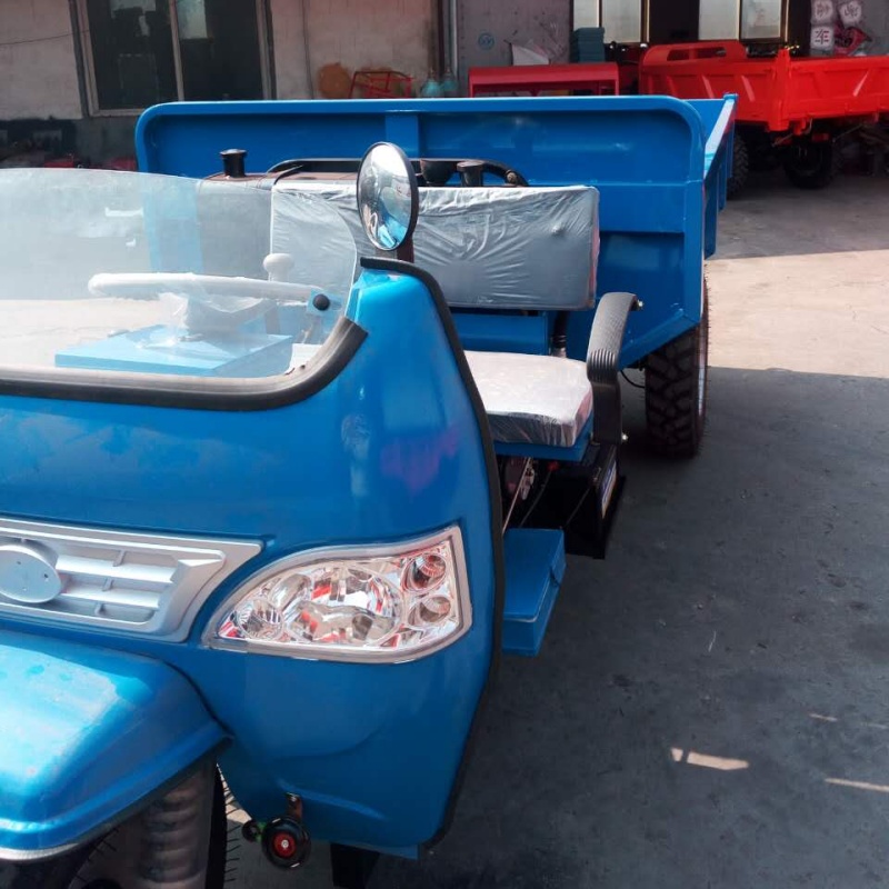 Triciclo diesel da carico