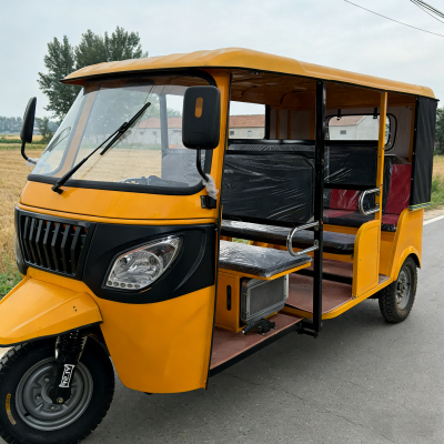 tuk tuk à 3 roues
