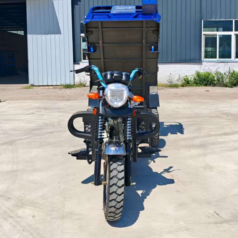 دراجة نارية ثلاثية العجلات ذات ثلاث عجلات